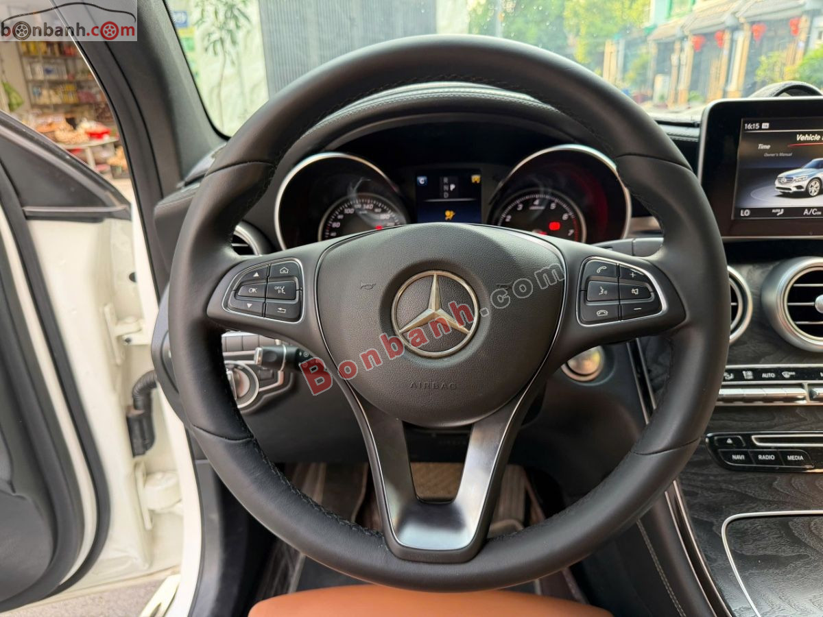 Bán ô tô Mercedes Benz GLC 300 4Matic - 2017 - xe cũ