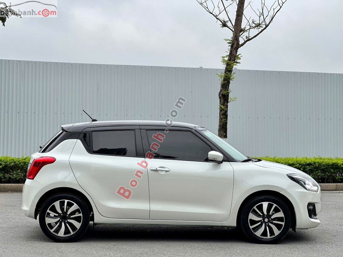 Bán ô tô Suzuki Swift GLX 1.2 AT - 2020 - xe cũ