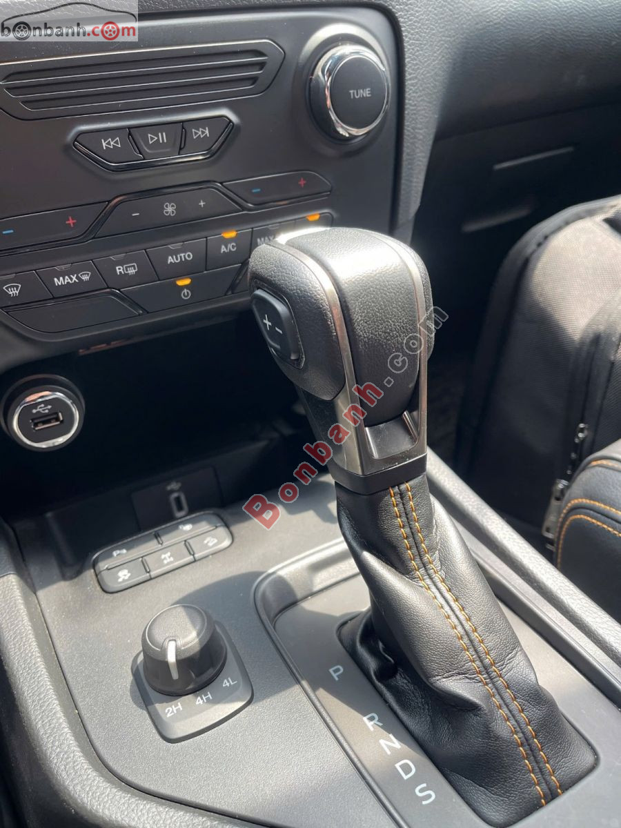 Bán ô tô Ford Ranger Wildtrak 2.0L 4x4 AT - 2022 - xe cũ