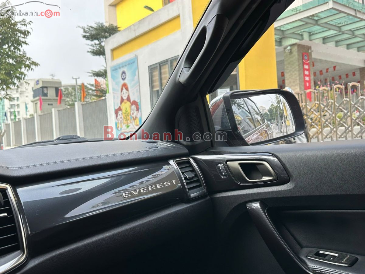 Bán ô tô Ford Everest Titanium 2.0L 4x2 AT - 2021 - xe cũ