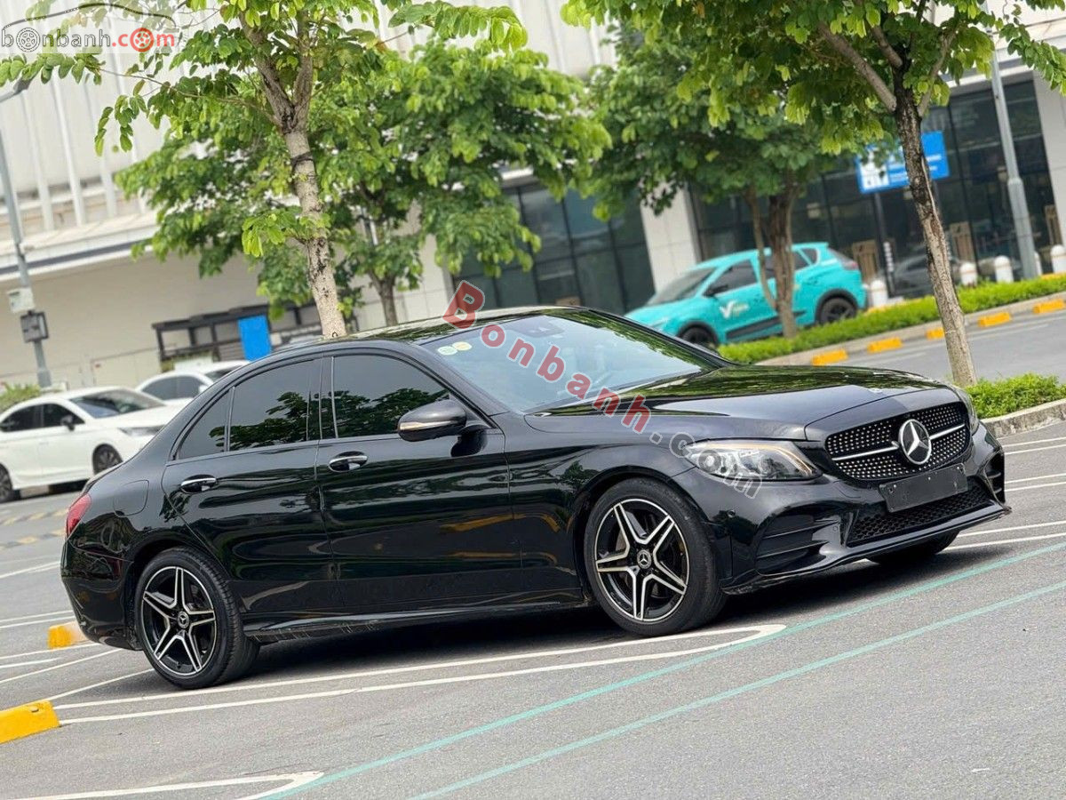 Bán ô tô Mercedes Benz C class C300 AMG - 2020 - xe cũ