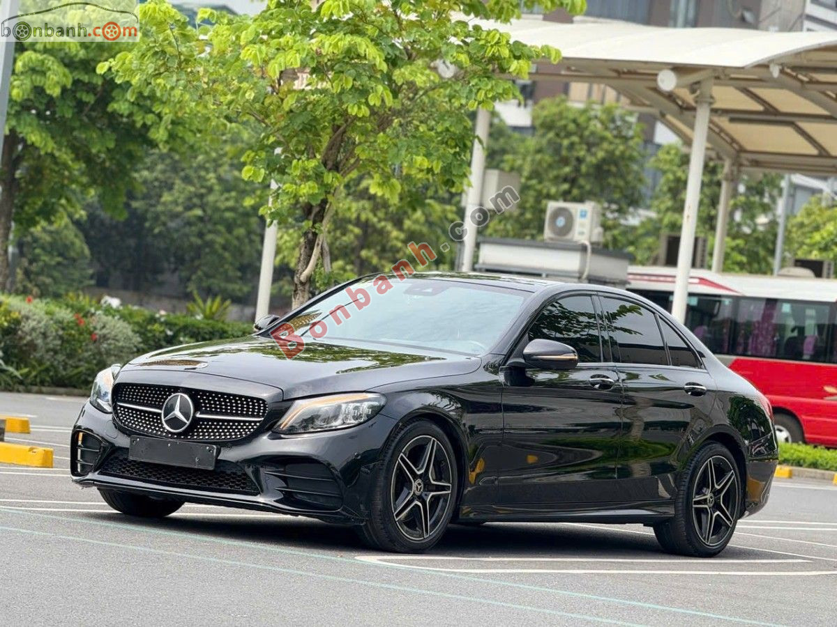 Bán ô tô Mercedes Benz C class C300 AMG - 2020 - xe cũ