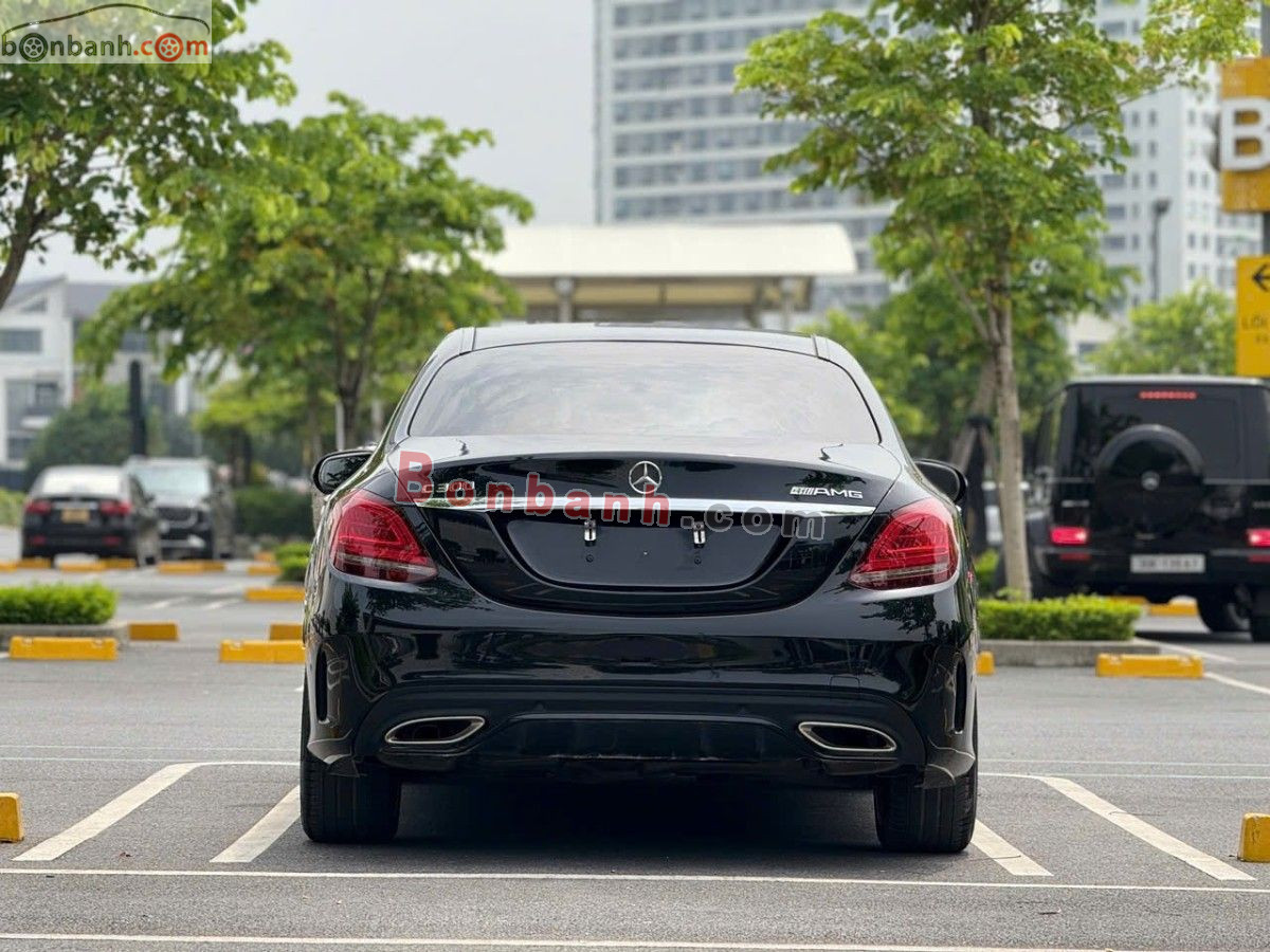 Bán ô tô Mercedes Benz C class C300 AMG - 2020 - xe cũ