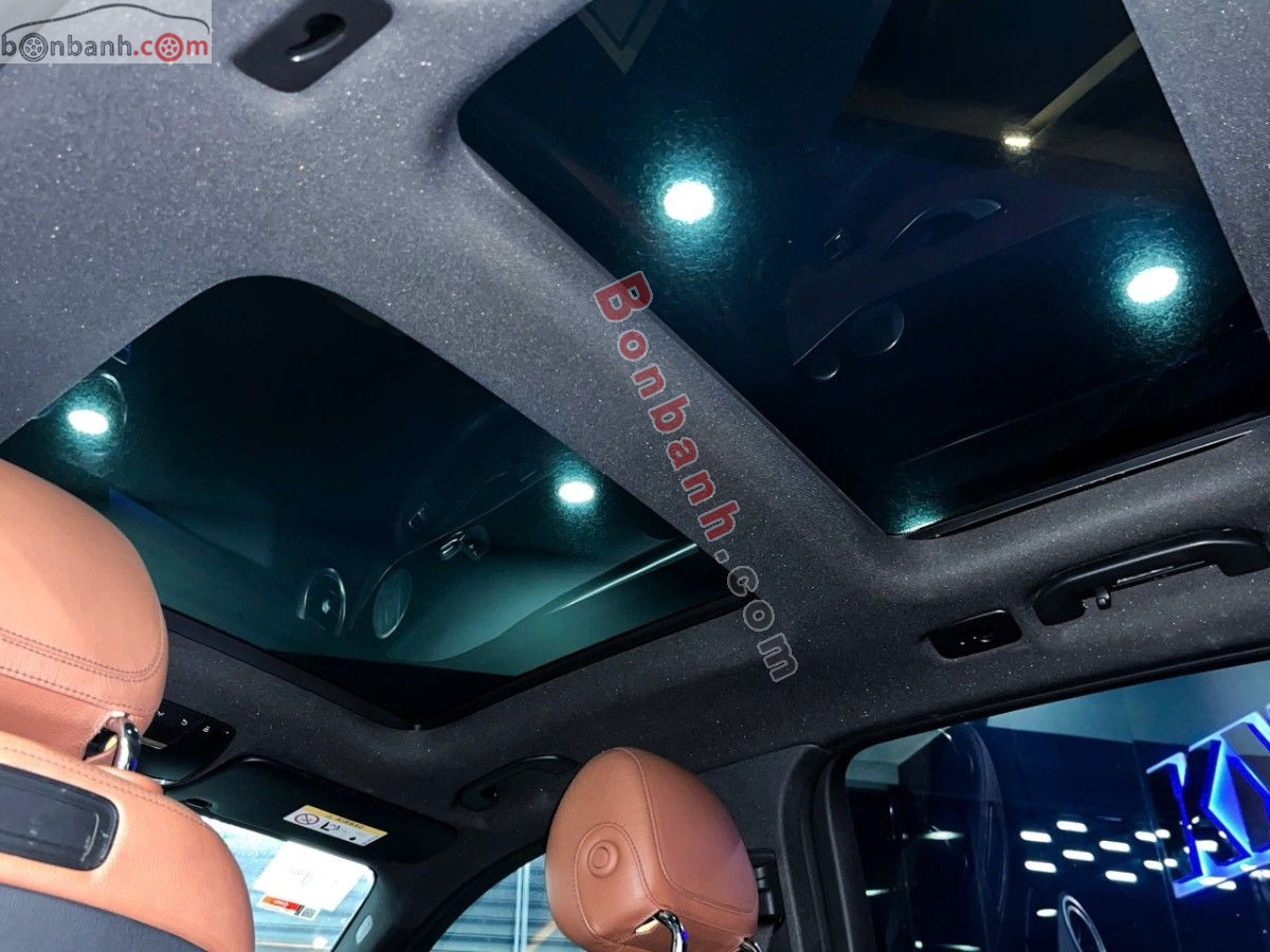 Bán ô tô Mercedes Benz GLC 300 4Matic - 2018 - xe cũ