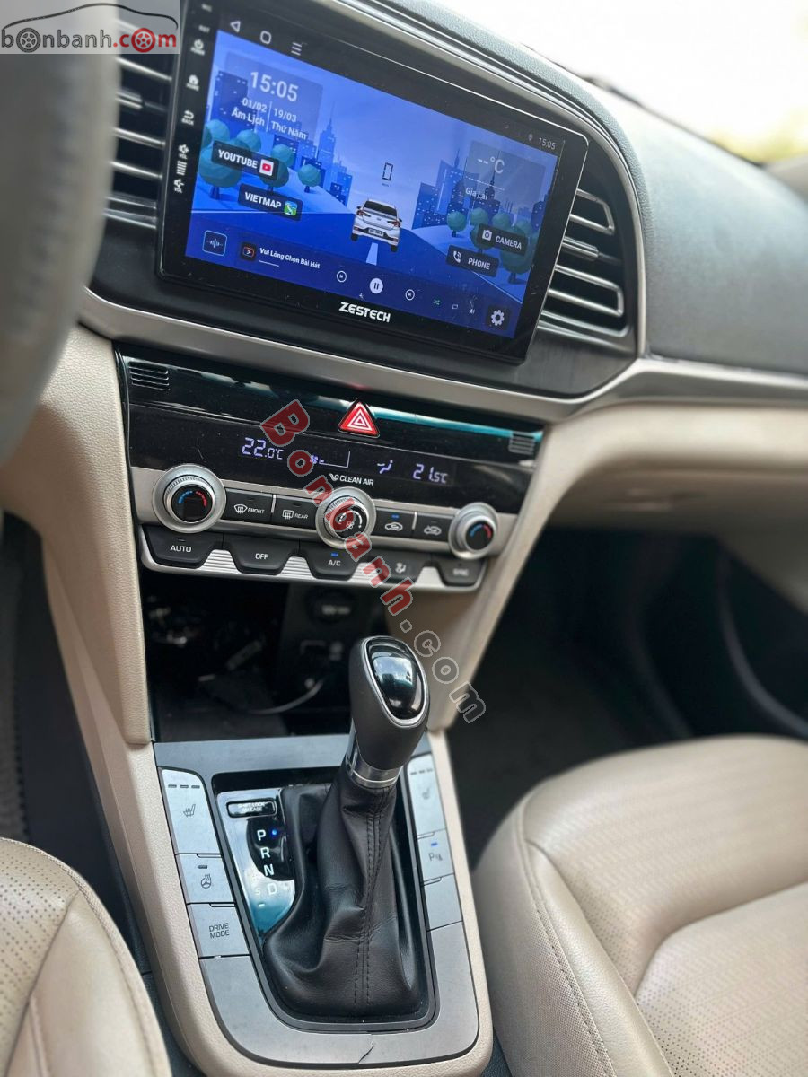 Bán ô tô Hyundai Elantra 2.0 AT - 2022 - xe cũ