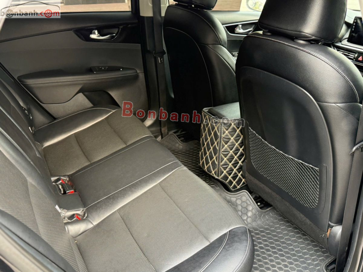 Bán ô tô Kia Cerato 1.6 MT - 2020 - xe cũ