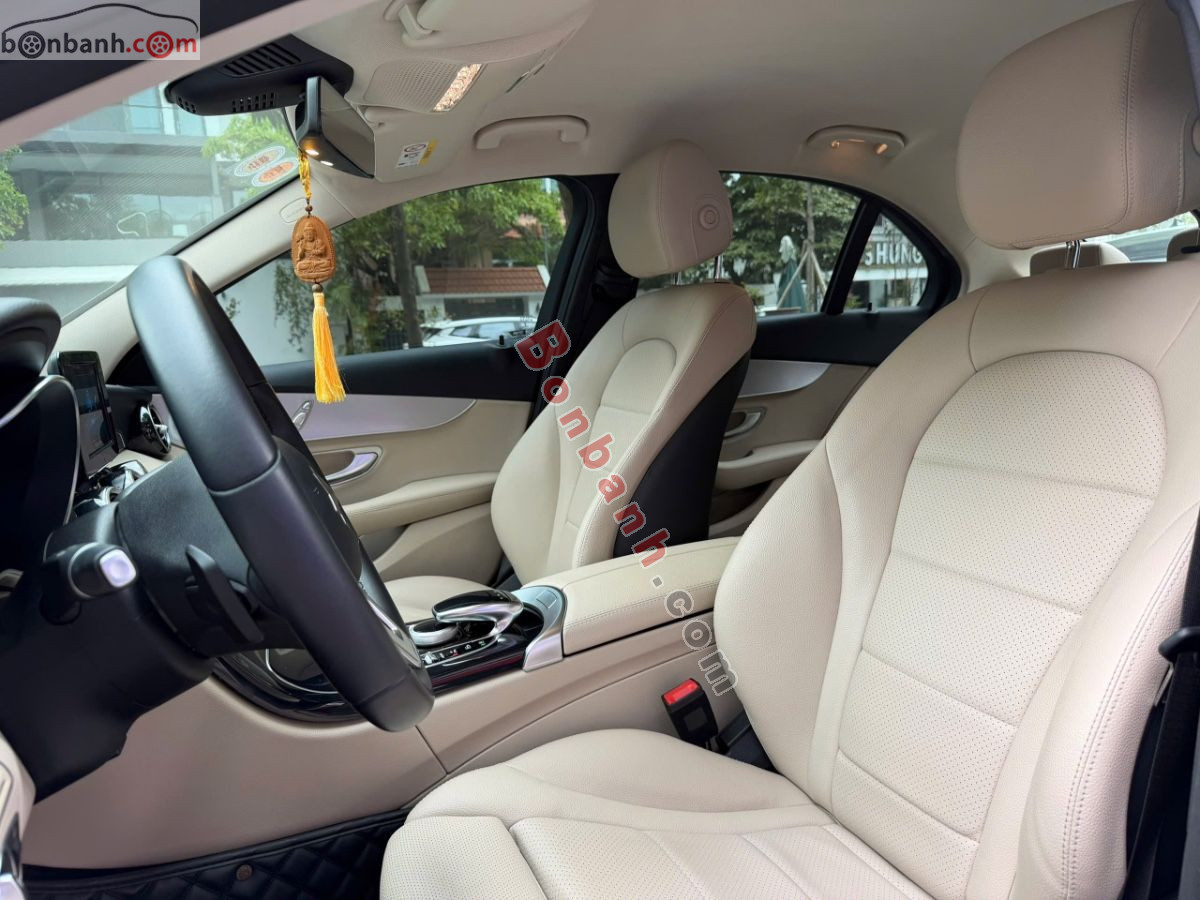 Bán ô tô Mercedes Benz C class C180 AMG - 2021 - xe cũ