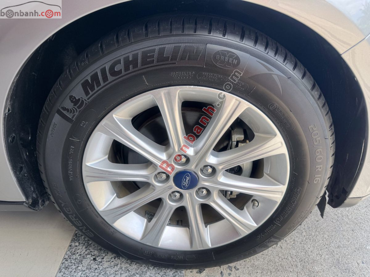 Bán ô tô Ford Focus Titanium 2.0 AT - 2015 - xe cũ