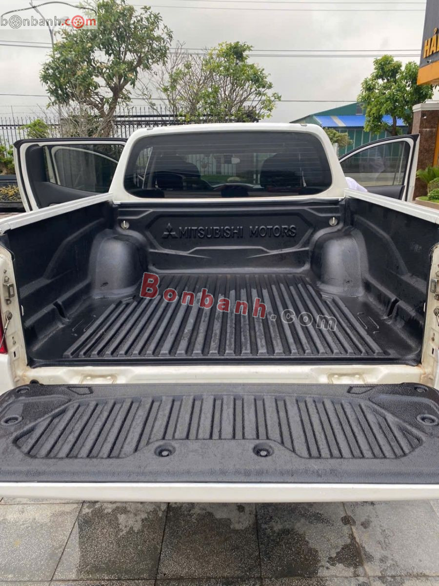 Bán ô tô Mitsubishi Triton 4x2 MT - 2019 - xe cũ