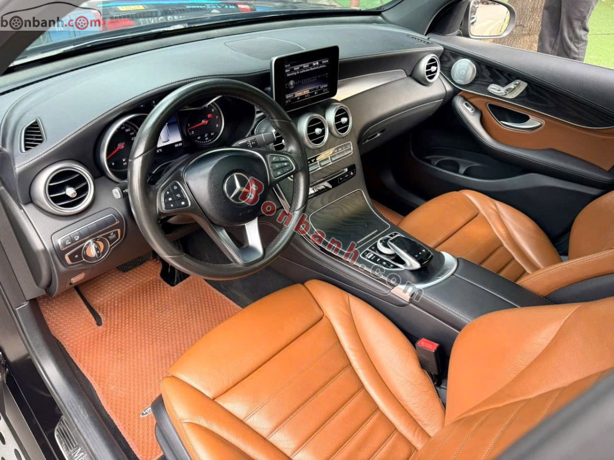 Bán ô tô Mercedes Benz GLC 300 4Matic - 2018 - xe cũ