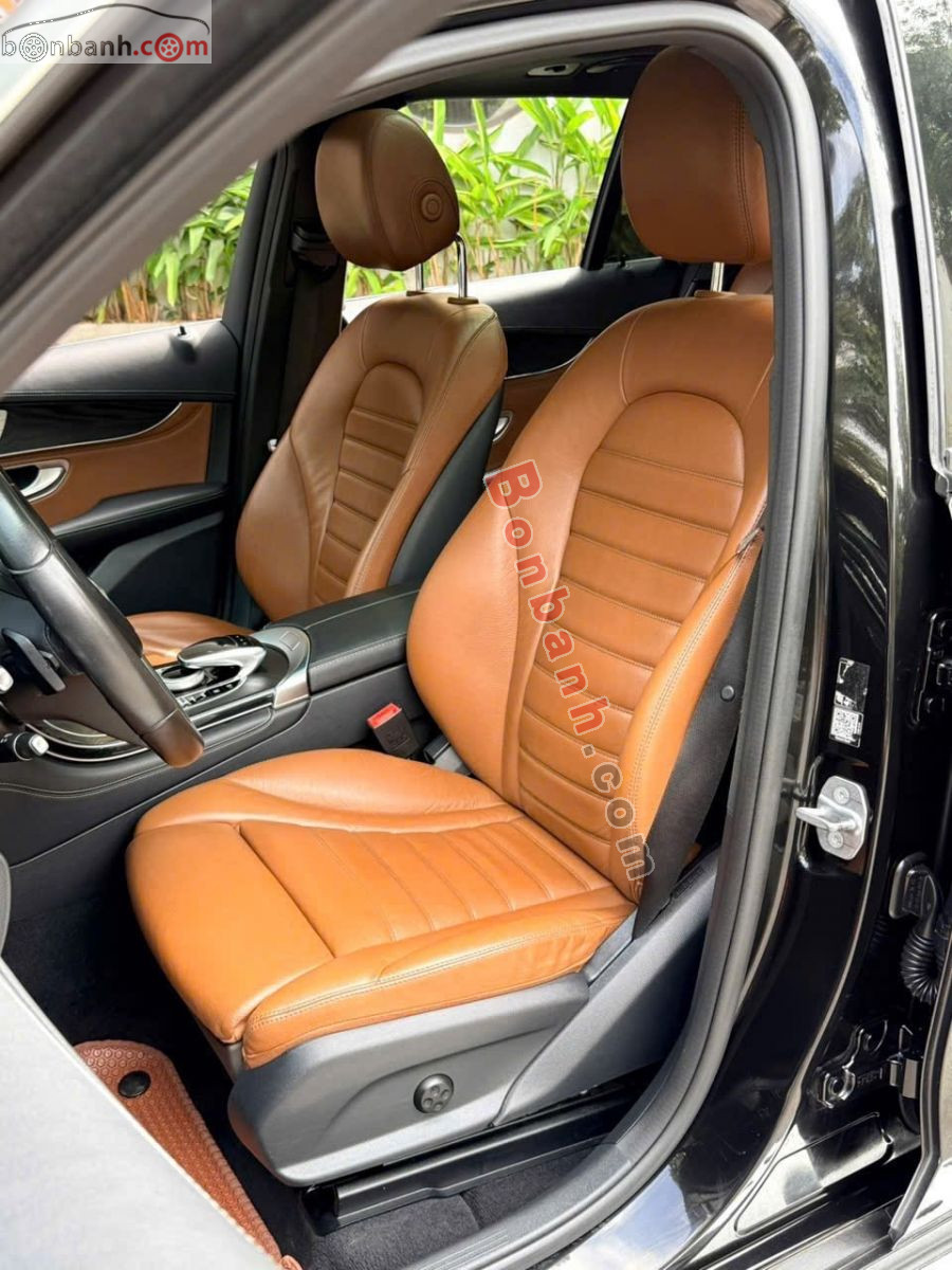 Bán ô tô Mercedes Benz GLC 300 4Matic - 2018 - xe cũ