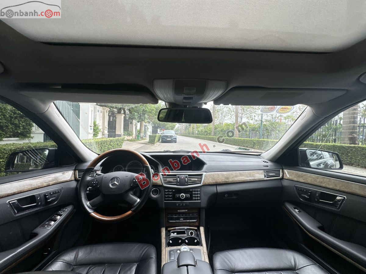 Bán ô tô Mercedes Benz E class E300 - 2011 - xe cũ