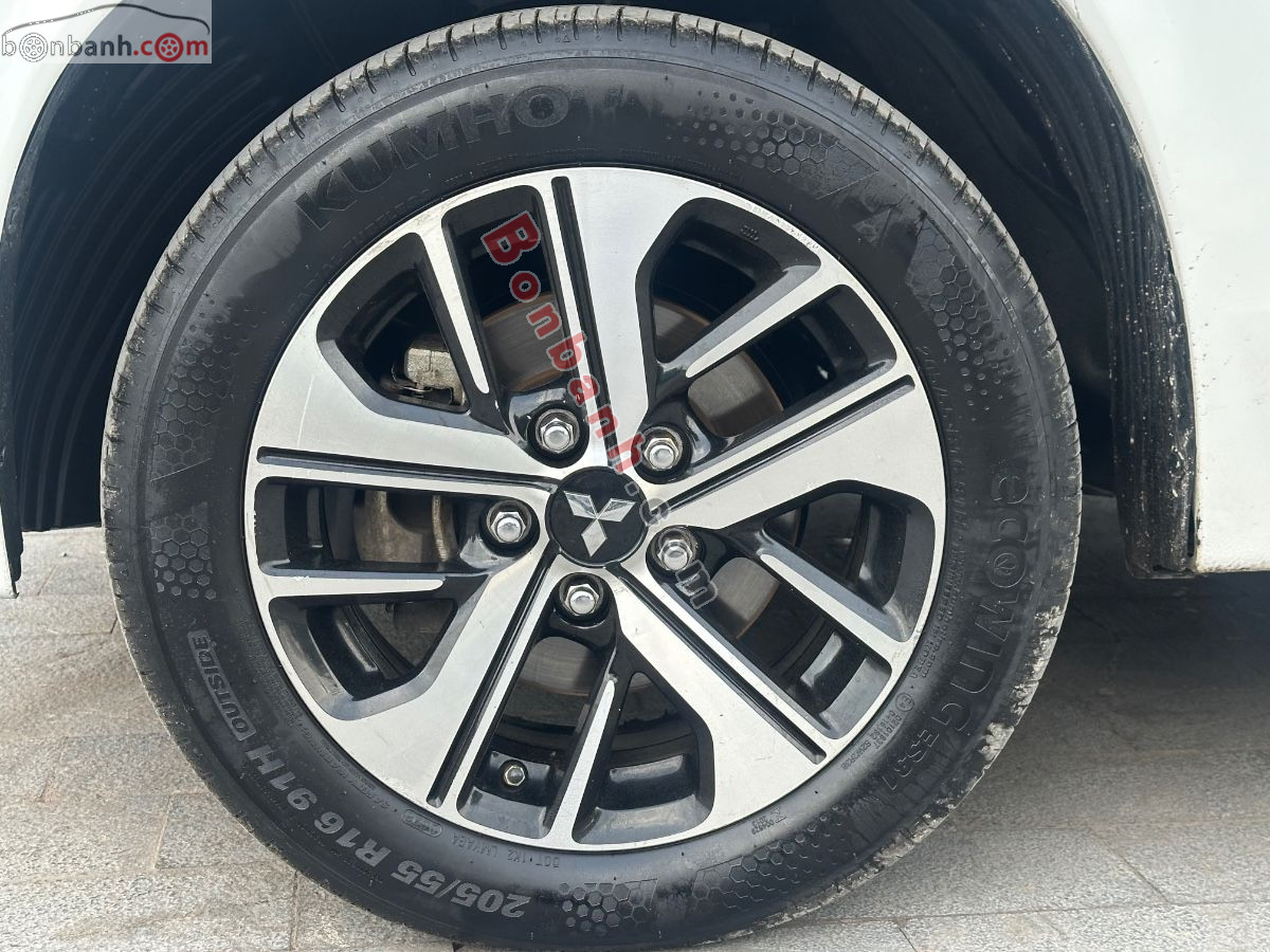 Bán ô tô Mitsubishi Xpander 1.5 AT - 2019 - xe cũ