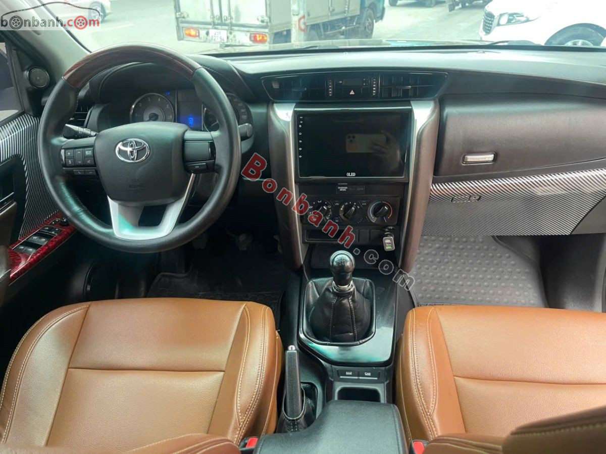 Bán ô tô Toyota Fortuner 2.4G 4x2 MT - 2017 - xe cũ