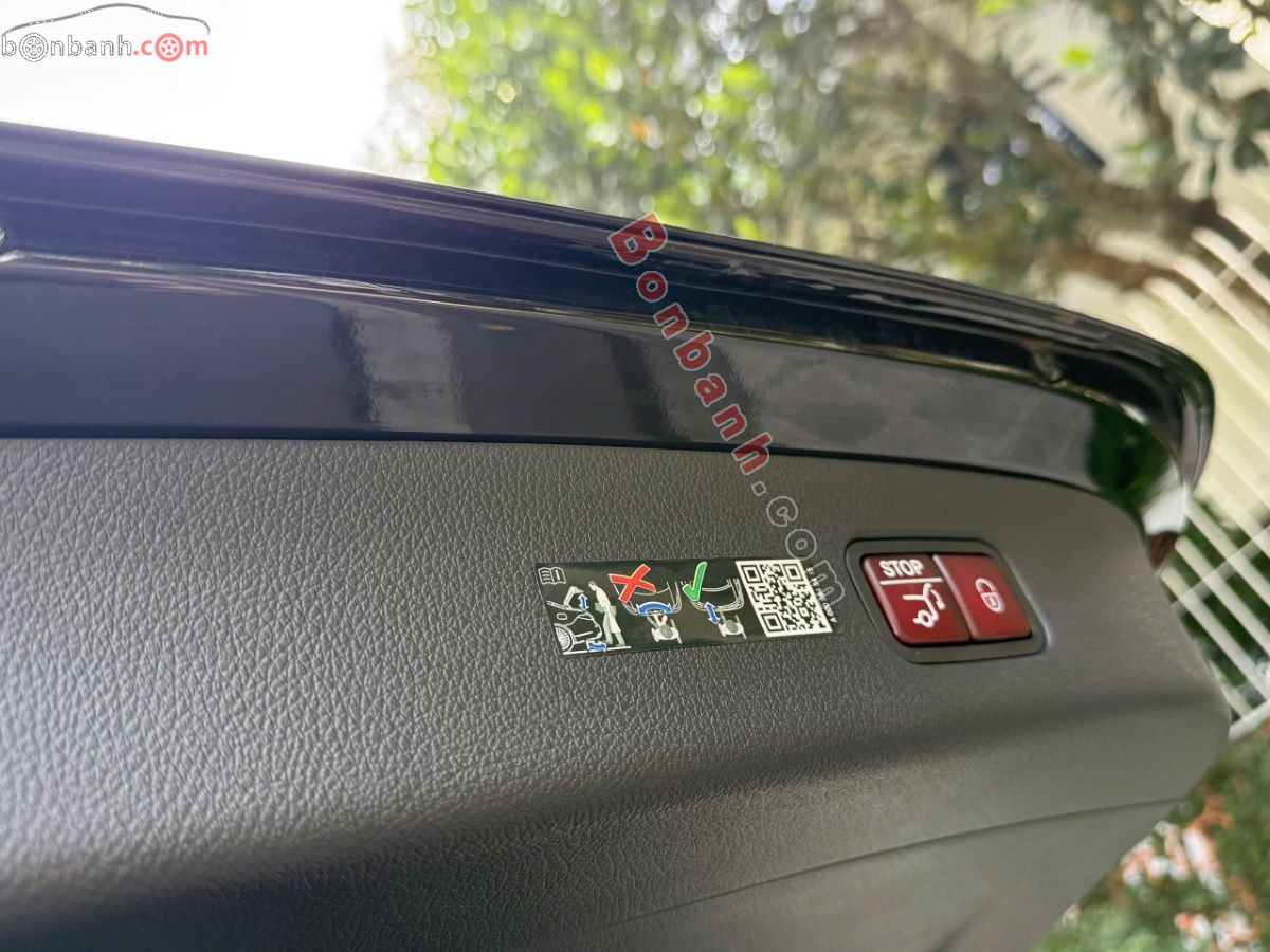 Bán ô tô Mercedes Benz GLC 200 4Matic - 2025 - xe cũ