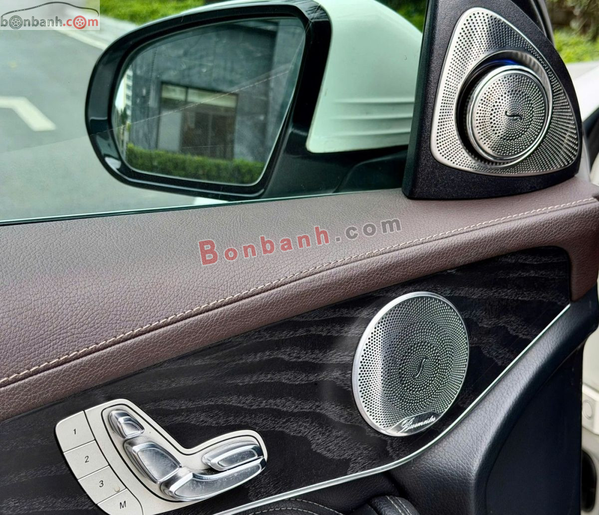 Bán ô tô Mercedes Benz GLC 300 4Matic - 2016 - xe cũ