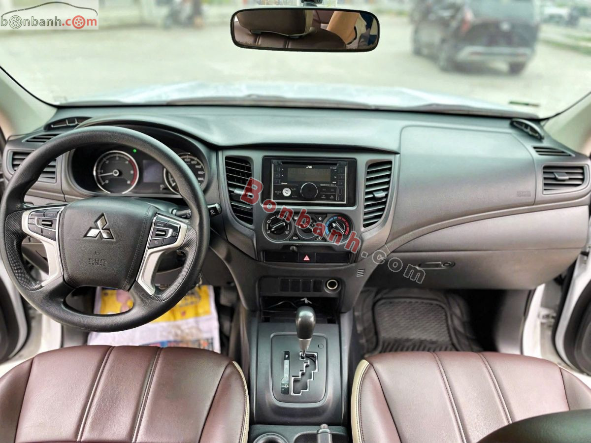 Bán ô tô Mitsubishi Triton 4x2 AT Mivec - 2020 - xe cũ