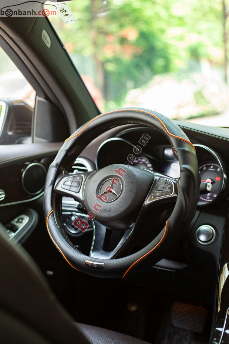 Bán ô tô Mercedes Benz GLC 200 - 2018 - xe cũ