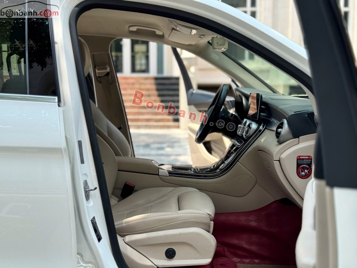 Bán ô tô Mercedes Benz GLC 200 - 2020 - xe cũ