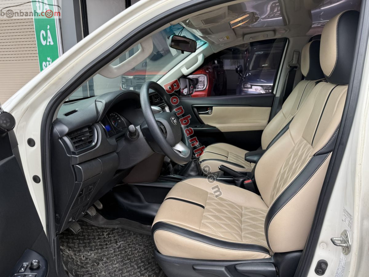 Bán ô tô Toyota Fortuner 2.4G 4x2 MT - 2017 - xe cũ