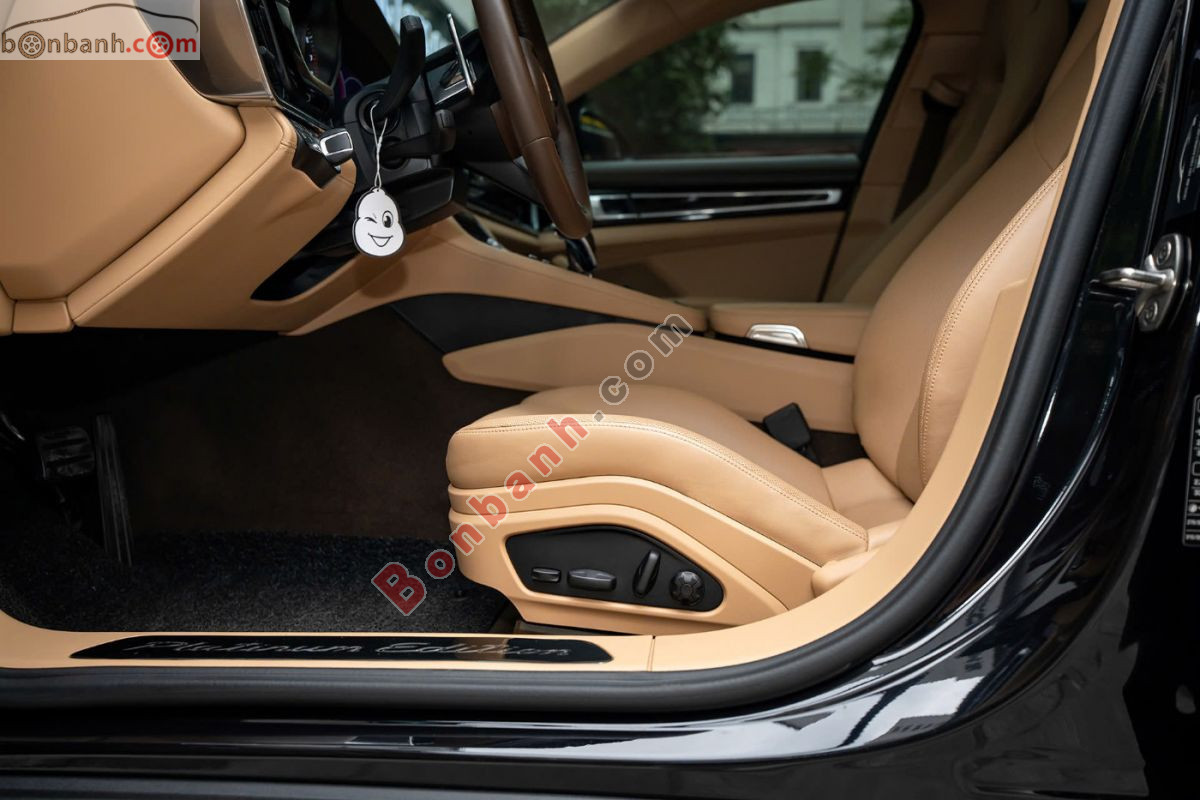 Bán ô tô Porsche Panamera Platinum Edition - 2023 - xe cũ