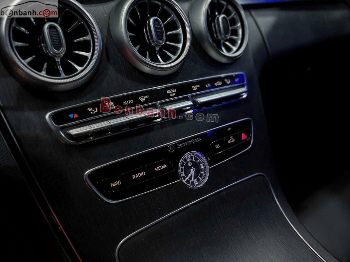 Bán ô tô Mercedes Benz C class C300 AMG - 2021 - xe cũ