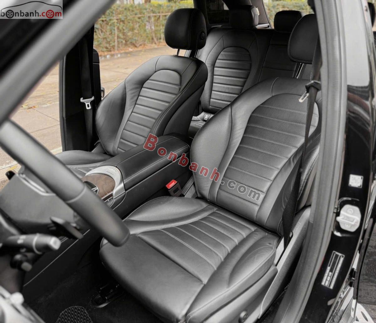 Bán ô tô Mercedes Benz GLC 200 4Matic - 2021 - xe cũ