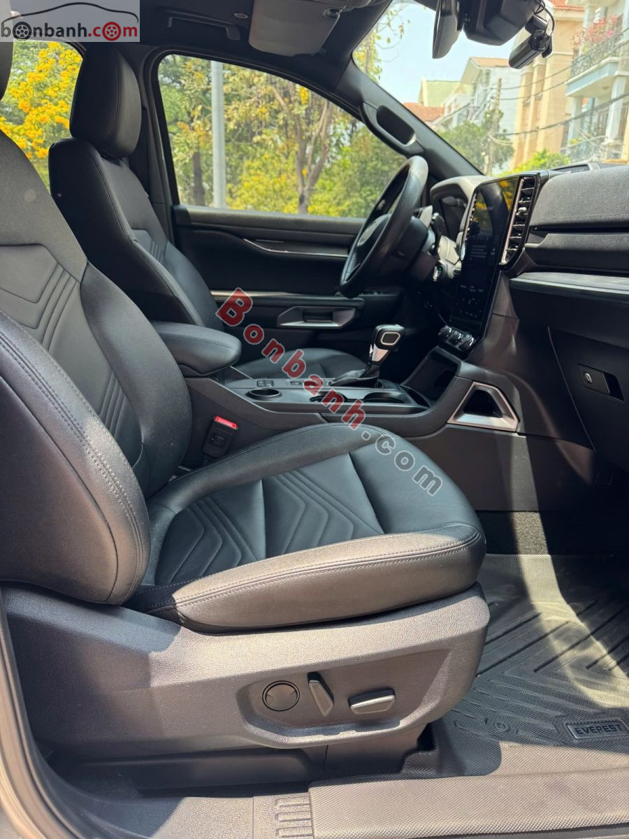 Bán ô tô Ford Everest Titanium 2.0L 4x2 AT - 2023 - xe cũ