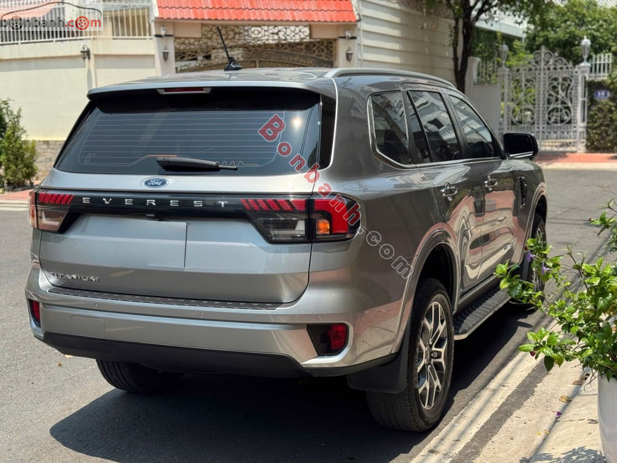 Bán ô tô Ford Everest Titanium 2.0L 4x2 AT - 2023 - xe cũ