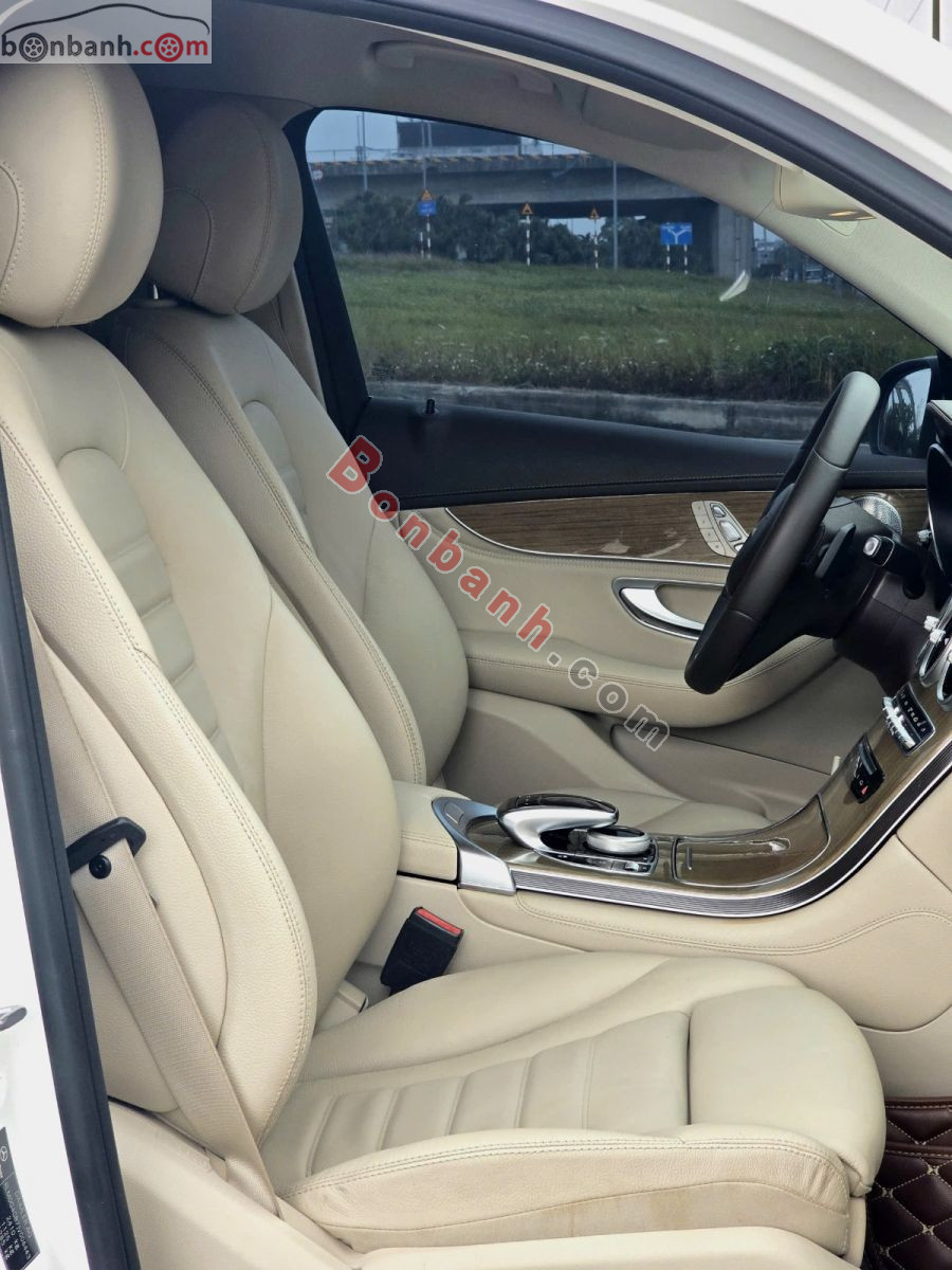 Bán ô tô Mercedes Benz GLC 250 4Matic - 2018 - xe cũ