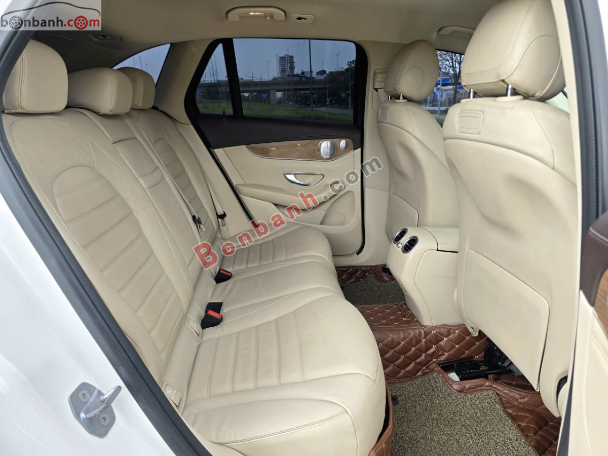 Bán ô tô Mercedes Benz GLC 250 4Matic - 2018 - xe cũ