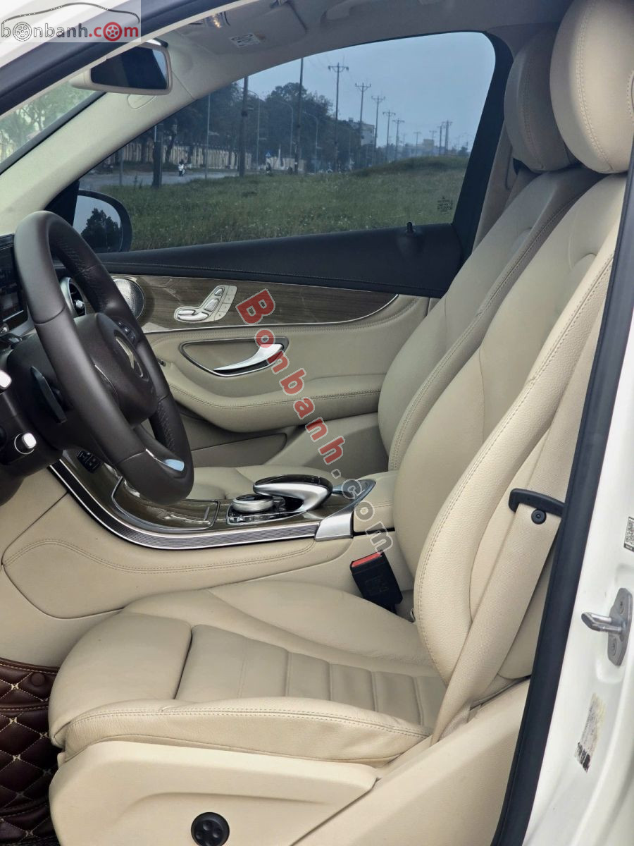 Bán ô tô Mercedes Benz GLC 250 4Matic - 2018 - xe cũ