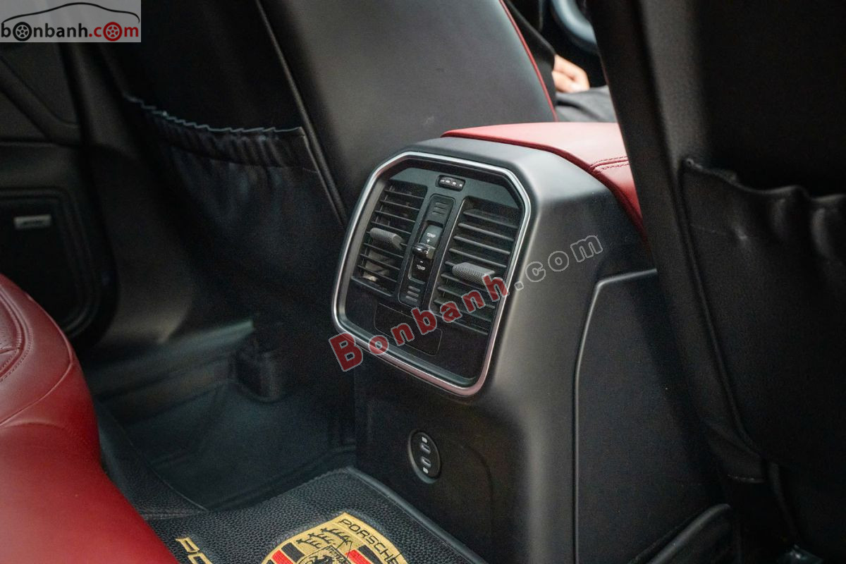 Bán ô tô Porsche Macan 2.0 - 2023 - xe cũ