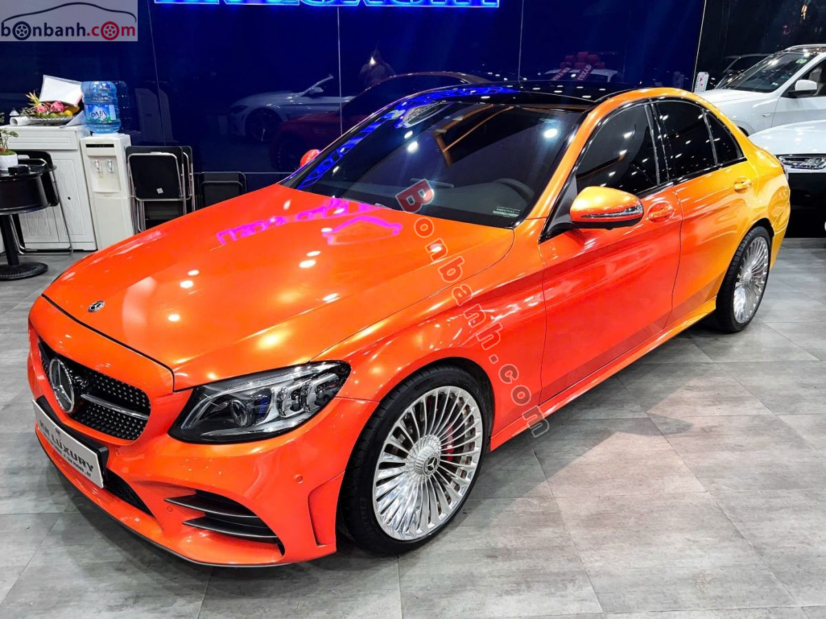 Bán ô tô Mercedes Benz C class C300 AMG - 2021 - xe cũ