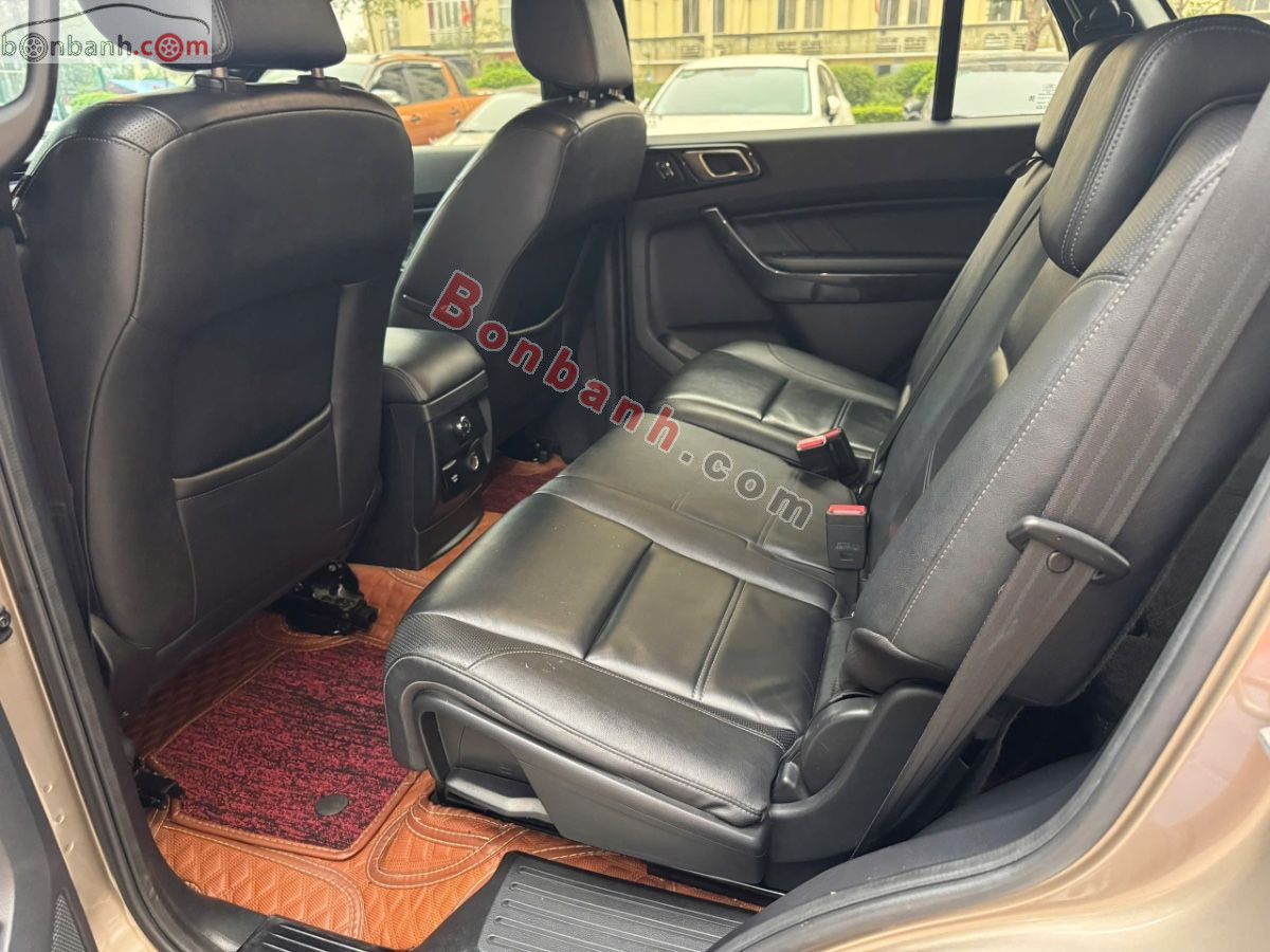 Bán ô tô Ford Everest Titanium 2.0L 4x2 AT - 2019 - xe cũ