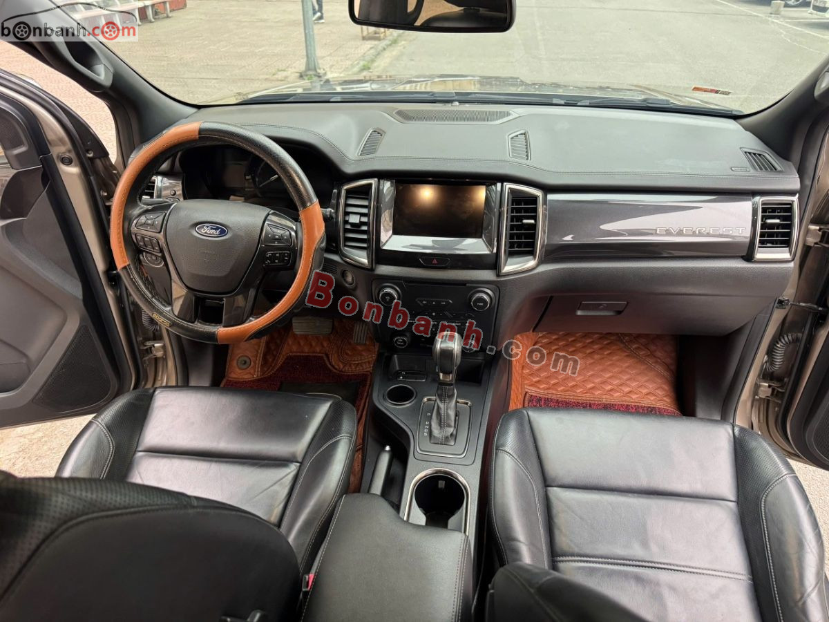 Bán ô tô Ford Everest Titanium 2.0L 4x2 AT - 2019 - xe cũ