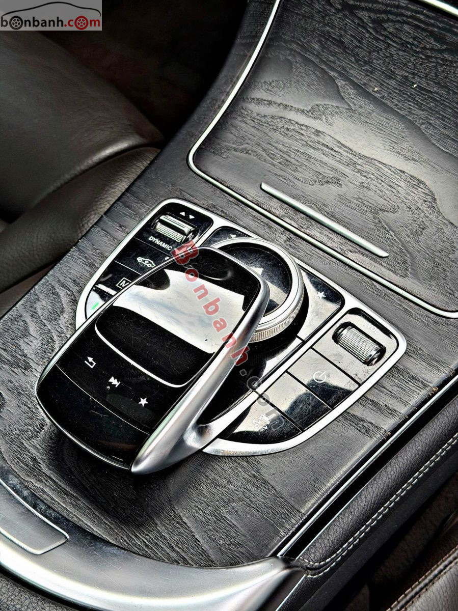 Bán ô tô Mercedes Benz GLC 300 4Matic - 2016 - xe cũ