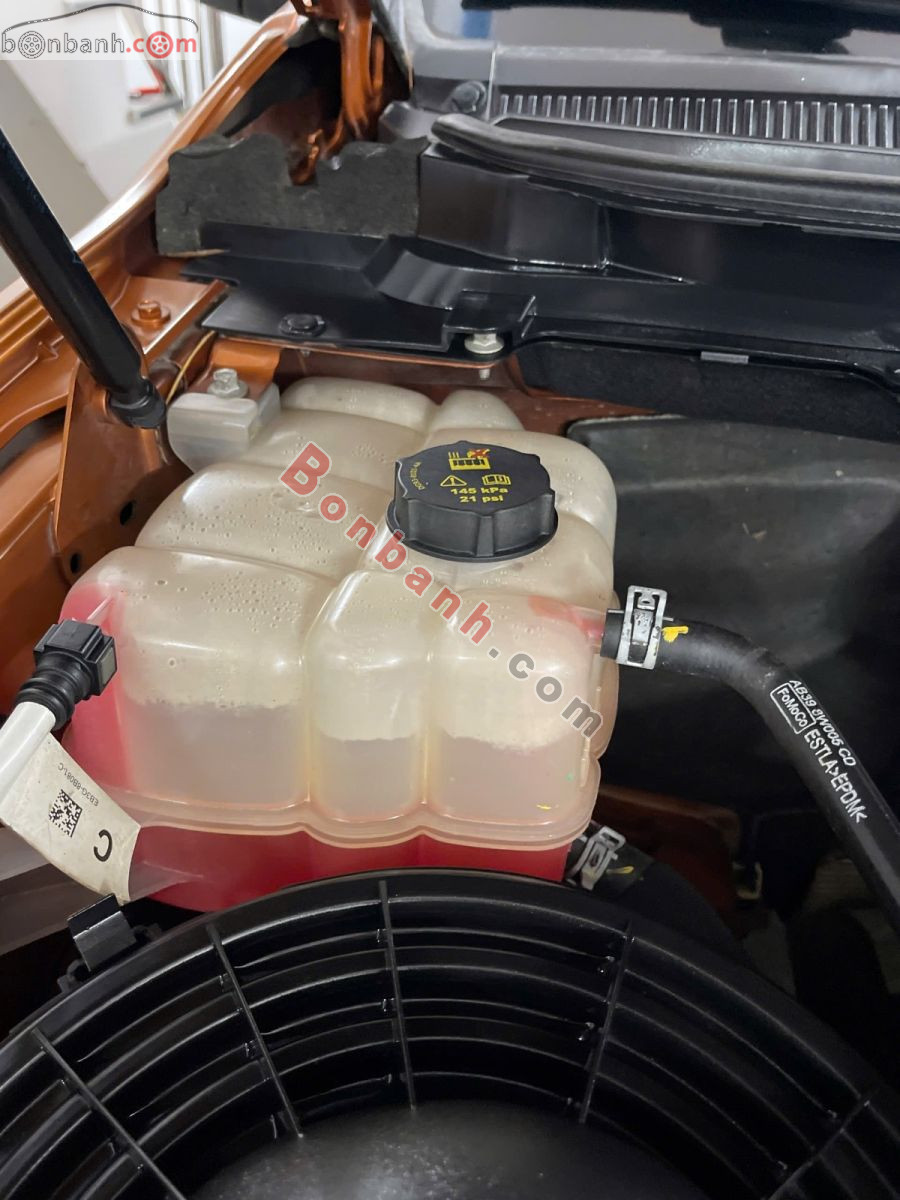 Bán ô tô Ford Ranger Wildtrak 3.2L 4x4 AT - 2016 - xe cũ