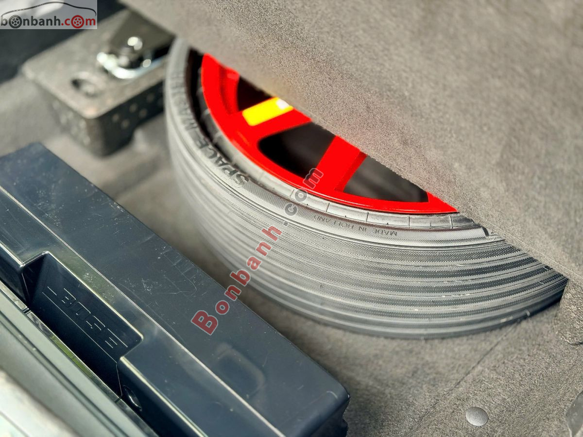 Bán ô tô Porsche Macan 2.0 - 2018 - xe cũ