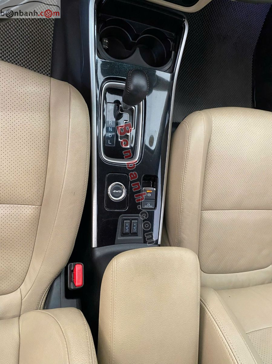 Bán ô tô Mitsubishi Outlander 2.4 CVT Premium - 2017 - xe cũ