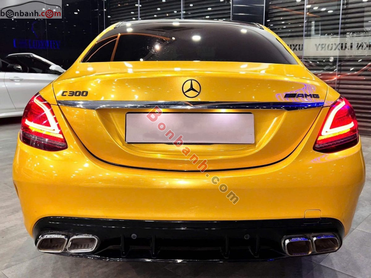Bán ô tô Mercedes Benz C class C300 AMG - 2021 - xe cũ