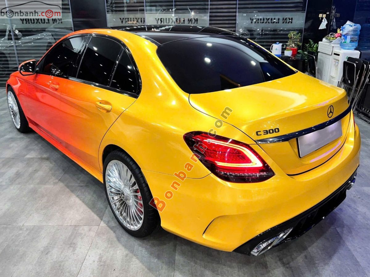 Bán ô tô Mercedes Benz C class C300 AMG - 2021 - xe cũ