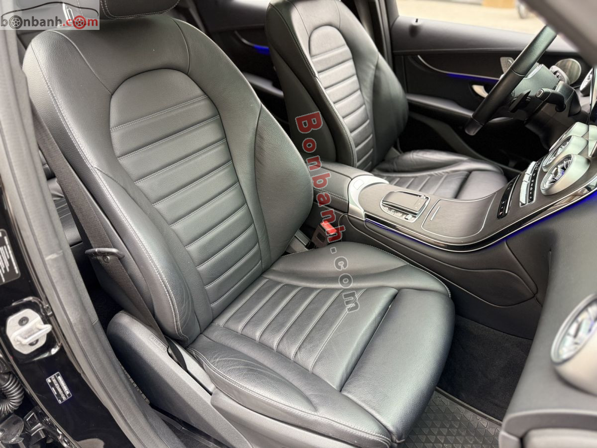 Bán ô tô Mercedes Benz GLC 300 4Matic - 2021 - xe cũ