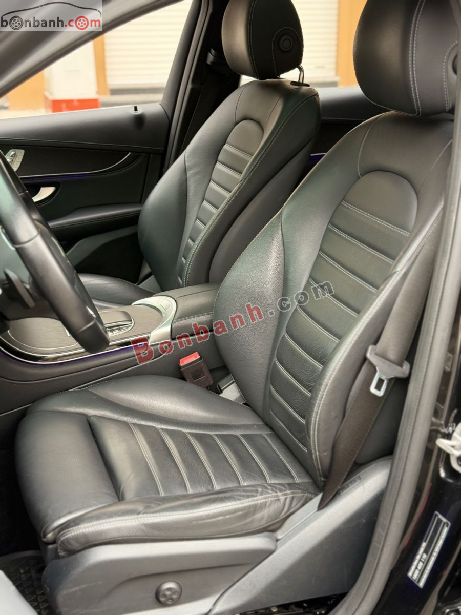 Bán ô tô Mercedes Benz GLC 300 4Matic - 2021 - xe cũ