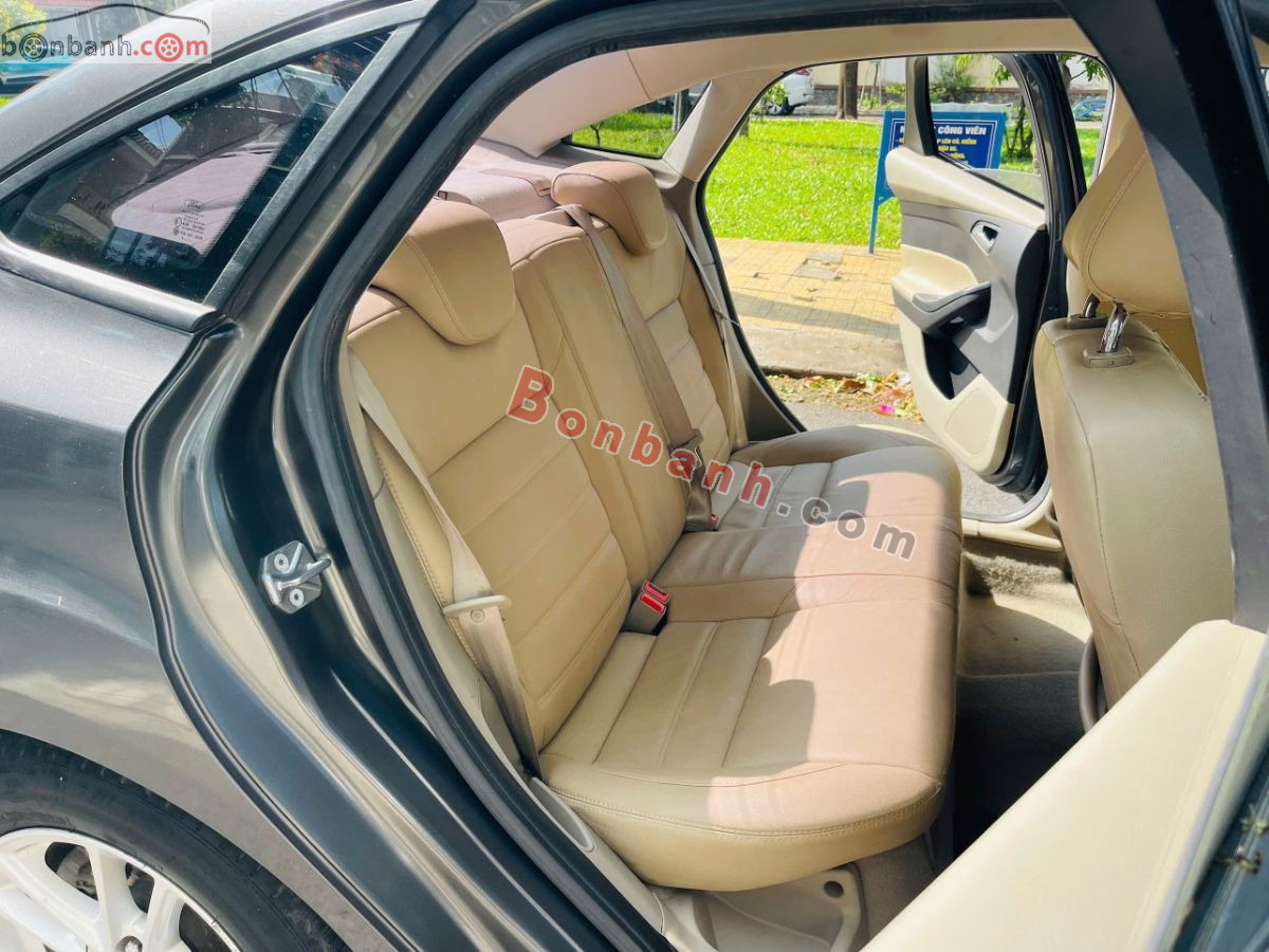 Bán ô tô Ford Focus Trend 1.6 AT - 2015 - xe cũ