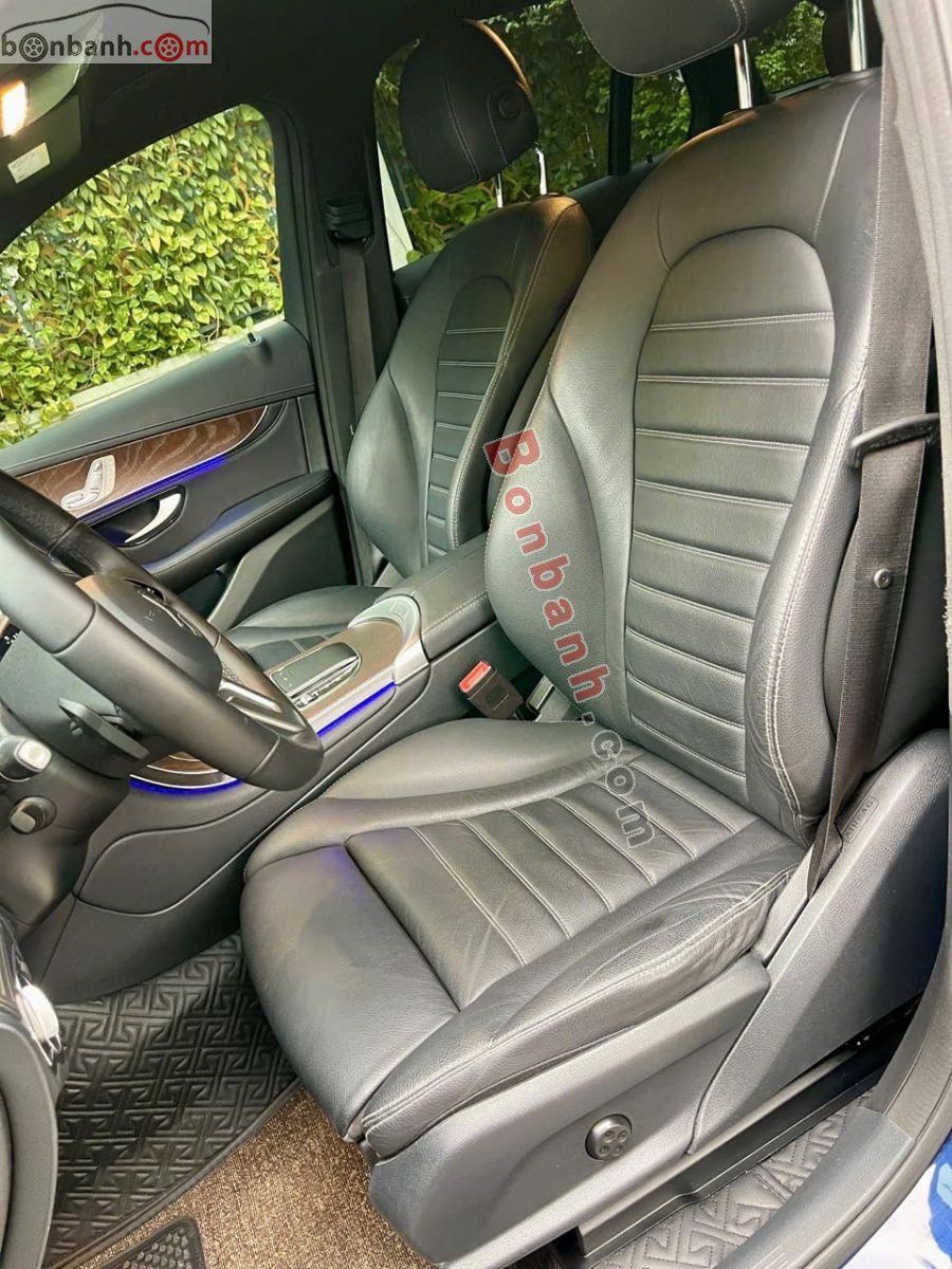 Bán ô tô Mercedes Benz GLC 200 4Matic - 2021 - xe cũ