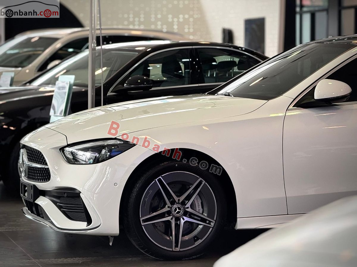 Bán ô tô Mercedes Benz C class C300 AMG - 2025 - xe cũ