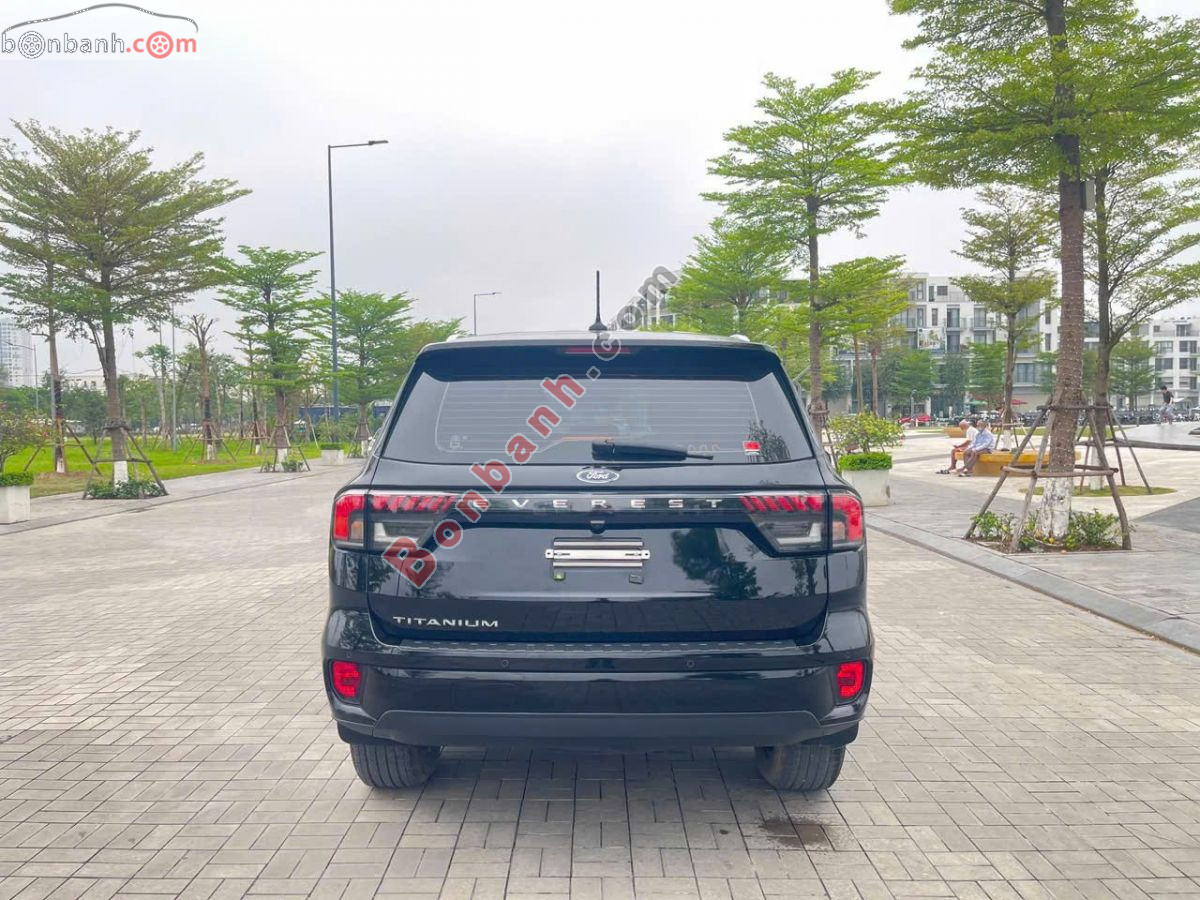 Bán ô tô Ford Everest Titanium 2.0L 4x2 AT - 2025 - xe cũ