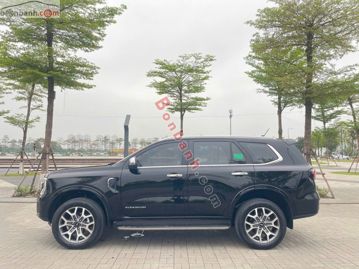 Bán ô tô Ford Everest Titanium 2.0L 4x2 AT - 2025 - xe cũ