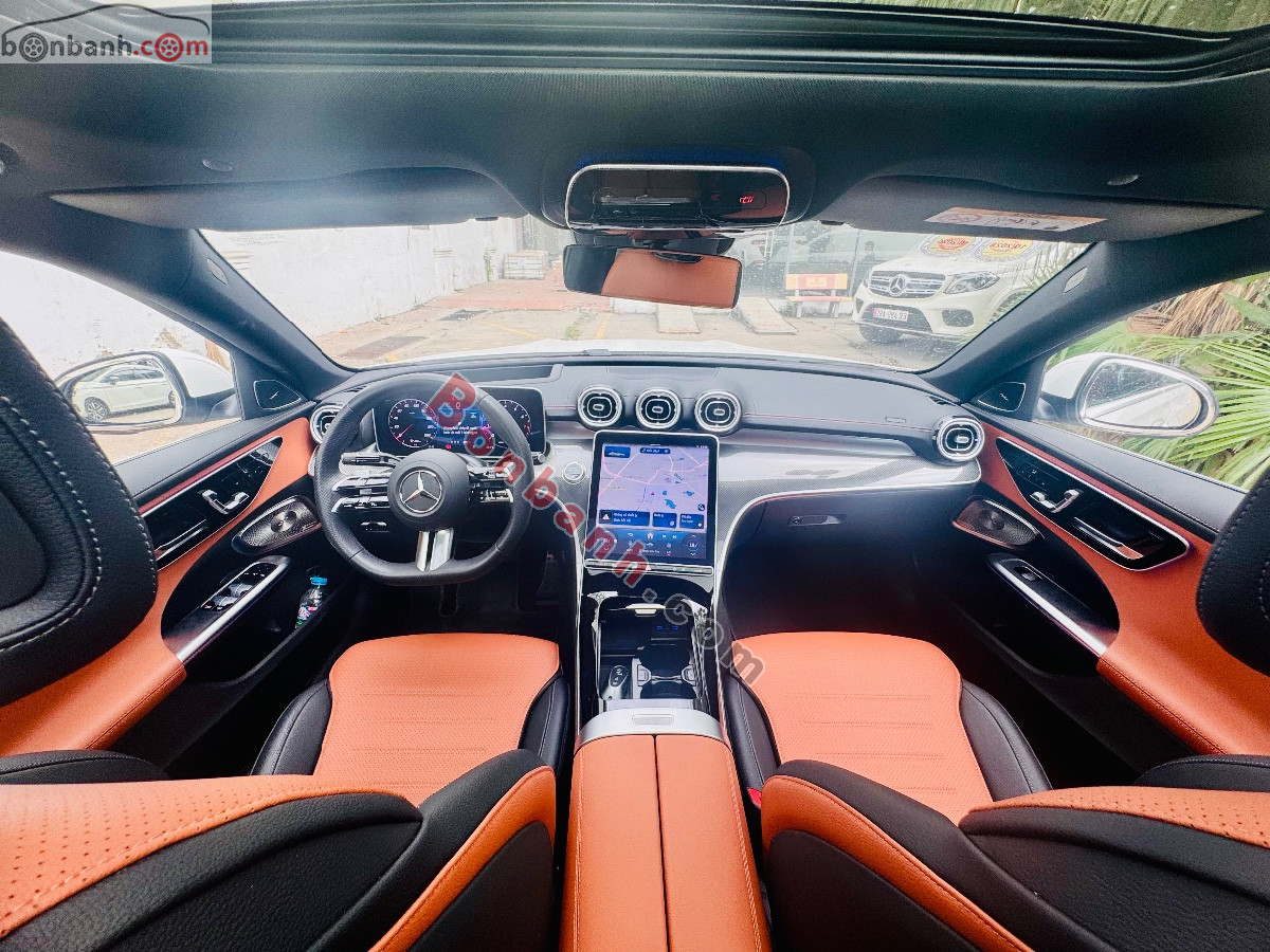 Bán ô tô Mercedes Benz C class C300 AMG - 2025 - xe cũ
